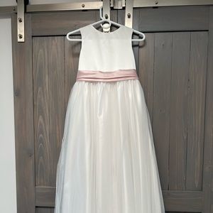 Flower girl/Junior Bridesmaid dress! White satin/taffeta bodice.  MRSP $300